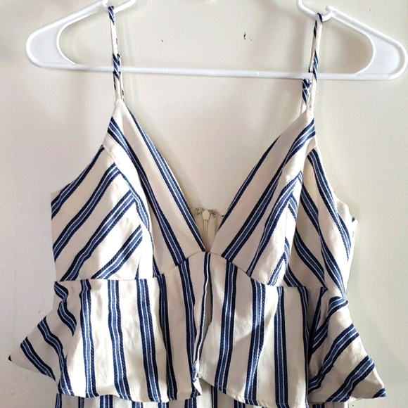 BCBGeneration Gardenia White with Blue Stripes Spaghetti Straped Jumpsuit SZ 4 - Picture 4 of 10